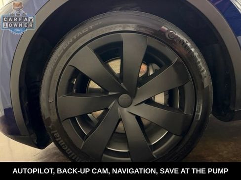Used 2023 Tesla Model Y Long Range AWD/4WD image 10