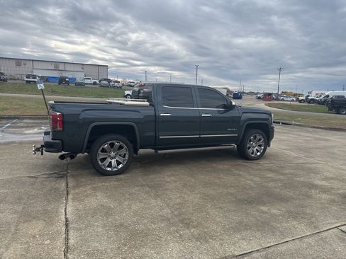 Used 2018 GMC Sierra 1500 Denali w/ Denali Ultimate Package image 13