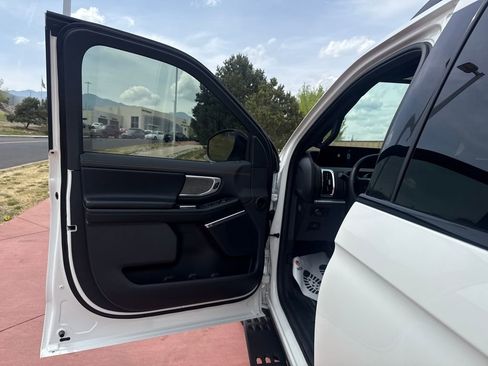 Certified 2026 Ford Expedition Tremor AWD/4WD image 12