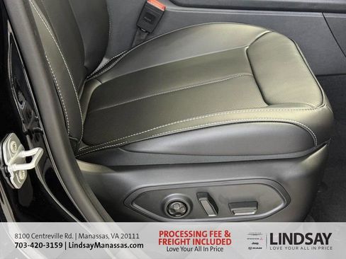 New 2025 Jeep Grand Cherokee Limited w/ Luxury Tech Group II AWD/4WD image 12