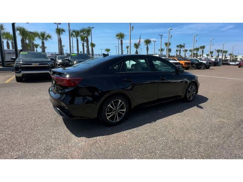Used 2023 Kia Forte LXS FWD image 2