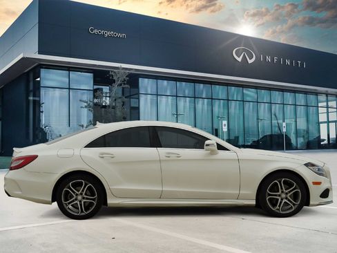 Used 2015 Mercedes-Benz CLS 400 image 4
