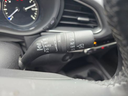 Used 2021 MAZDA CX-30 FWD 2.5 S w/ Select Package image 26