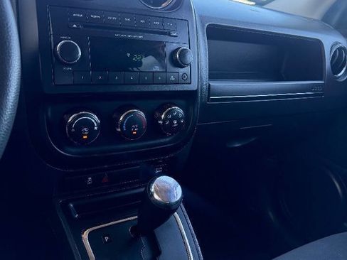 Used 2014 Jeep Patriot Sport image 15