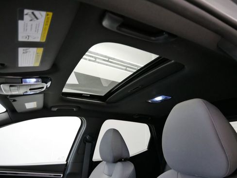 Used 2023 Hyundai Santa Cruz SEL Premium w/ Tow & Go Package image 16