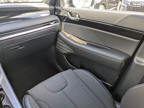 New 2025 Hyundai Palisade Calligraphy image 17