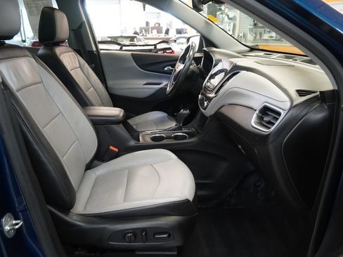 Used 2020 Chevrolet Equinox Premier AWD/4WD image 36