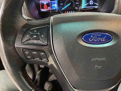 Used 2017 Ford Explorer Limited w/ Equipment Group 301A AWD/4WD image 31