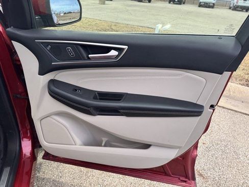 Used 2024 Ford Edge Titanium w/ Equipment Group 301A image 33