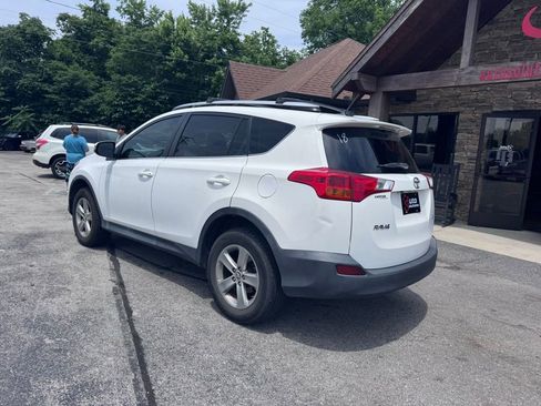 Used 2015 Toyota RAV4 XLE FWD image 4