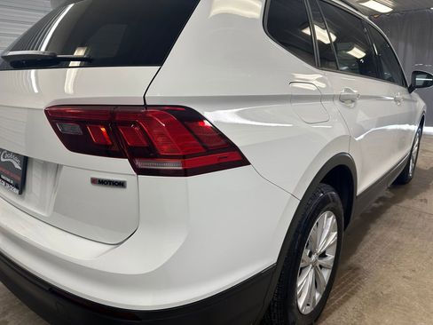 Used 2020 Volkswagen Tiguan S image 21