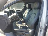 Certified 2024 Porsche Cayenne image 5