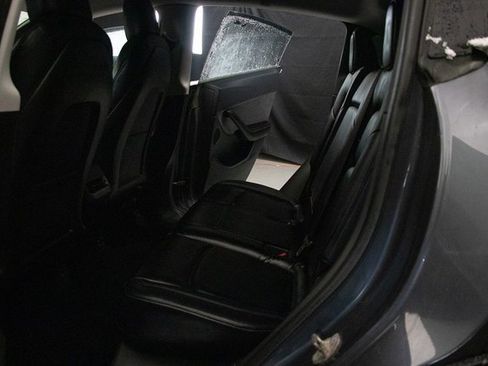 Used 2020 Tesla Model Y Long Range image 20