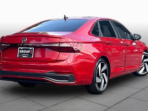 Used 2025 Volkswagen Jetta Sport FWD image 12