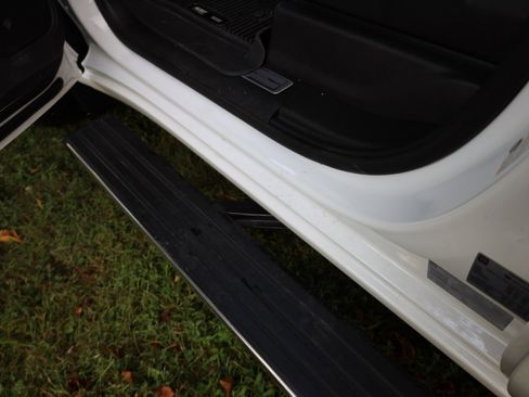 Used 2022 Chevrolet Silverado 1500 LTZ w/ LTZ Premium Package image 19