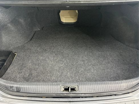 Used 2011 Toyota Avalon image 16