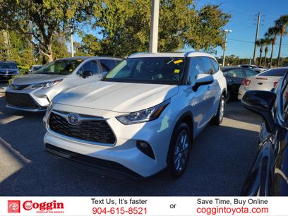 Used 2022 Toyota Highlander Limited