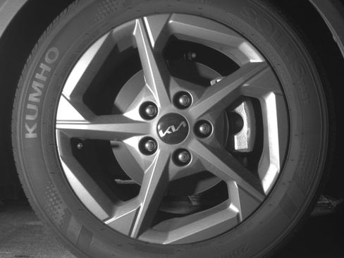 Used 2025 Kia K4 FWD image 13