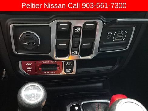 Used 2022 Jeep Gladiator Rubicon w/ Trailer Tow Package AWD/4WD image 37
