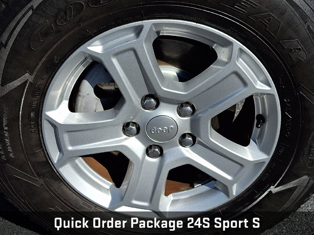 Used 2018 Jeep Wrangler Unlimited Sport S AWD/4WD image 10