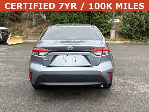 Used 2025 Toyota Corolla LE FWD image 3