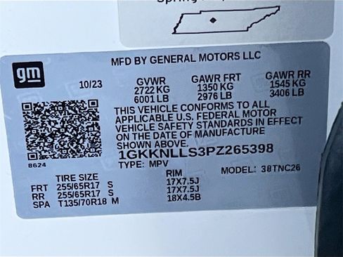 Used 2023 GMC Acadia AT4 image 34