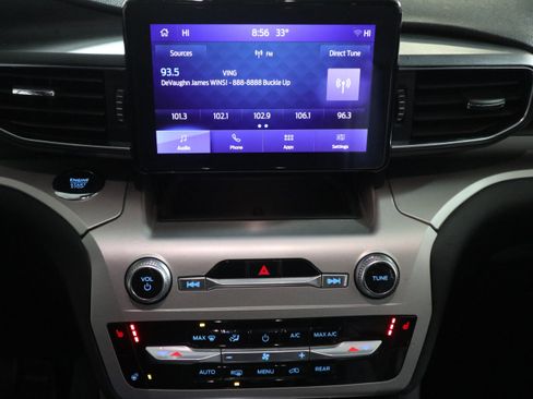 Used 2022 Ford Explorer XLT w/ Equipment Group 202A image 20