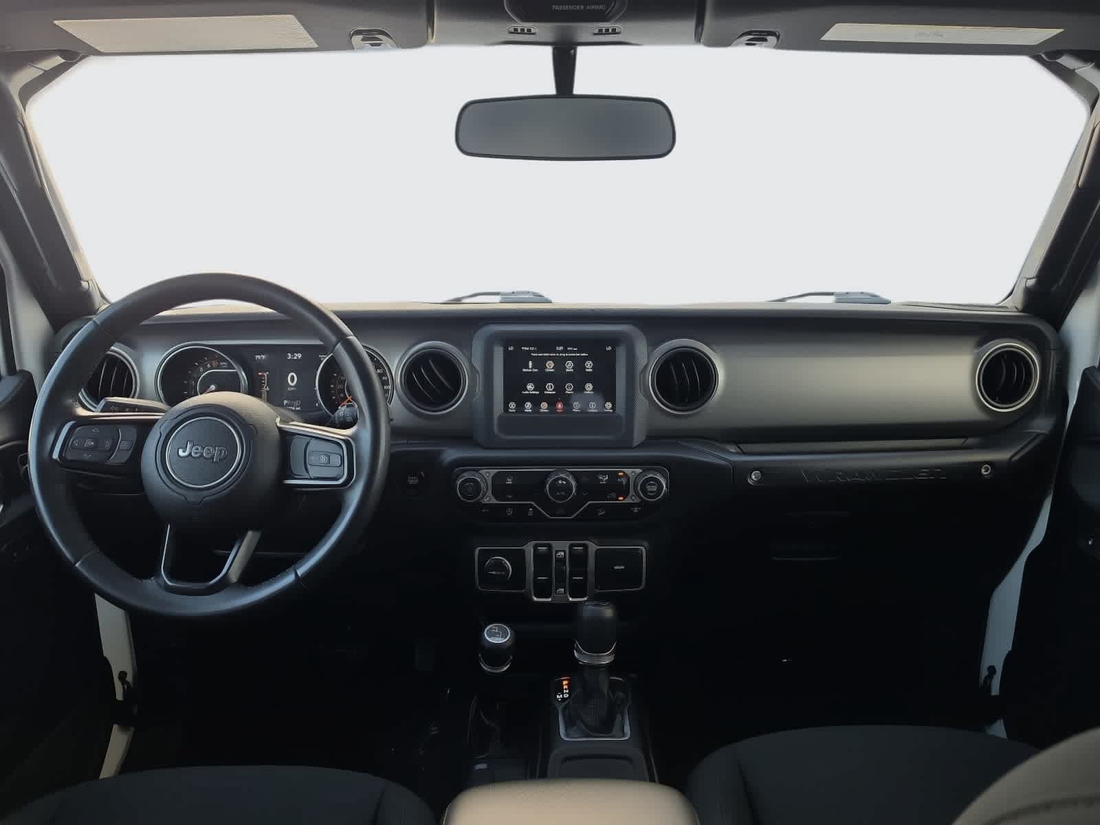 Used 2018 Jeep Wrangler Unlimited Sport S AWD/4WD image 16