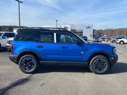 New 2026 Ford Bronco Sport Outer Banks AWD/4WD image 3