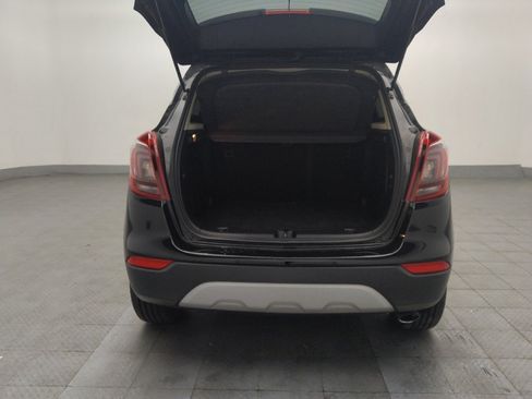 Used 2021 Buick Encore Preferred FWD image 29