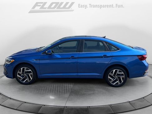 Used 2024 Volkswagen Jetta SEL FWD image 4