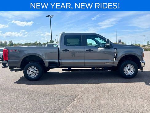 New 2025 Ford F250 XL image 7