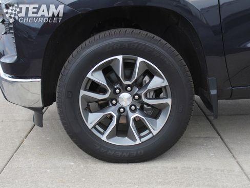 Certified 2022 Chevrolet Silverado 1500 LT image 31