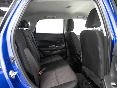 Used 2019 Mitsubishi Outlander Sport ES AWD/4WD image 13