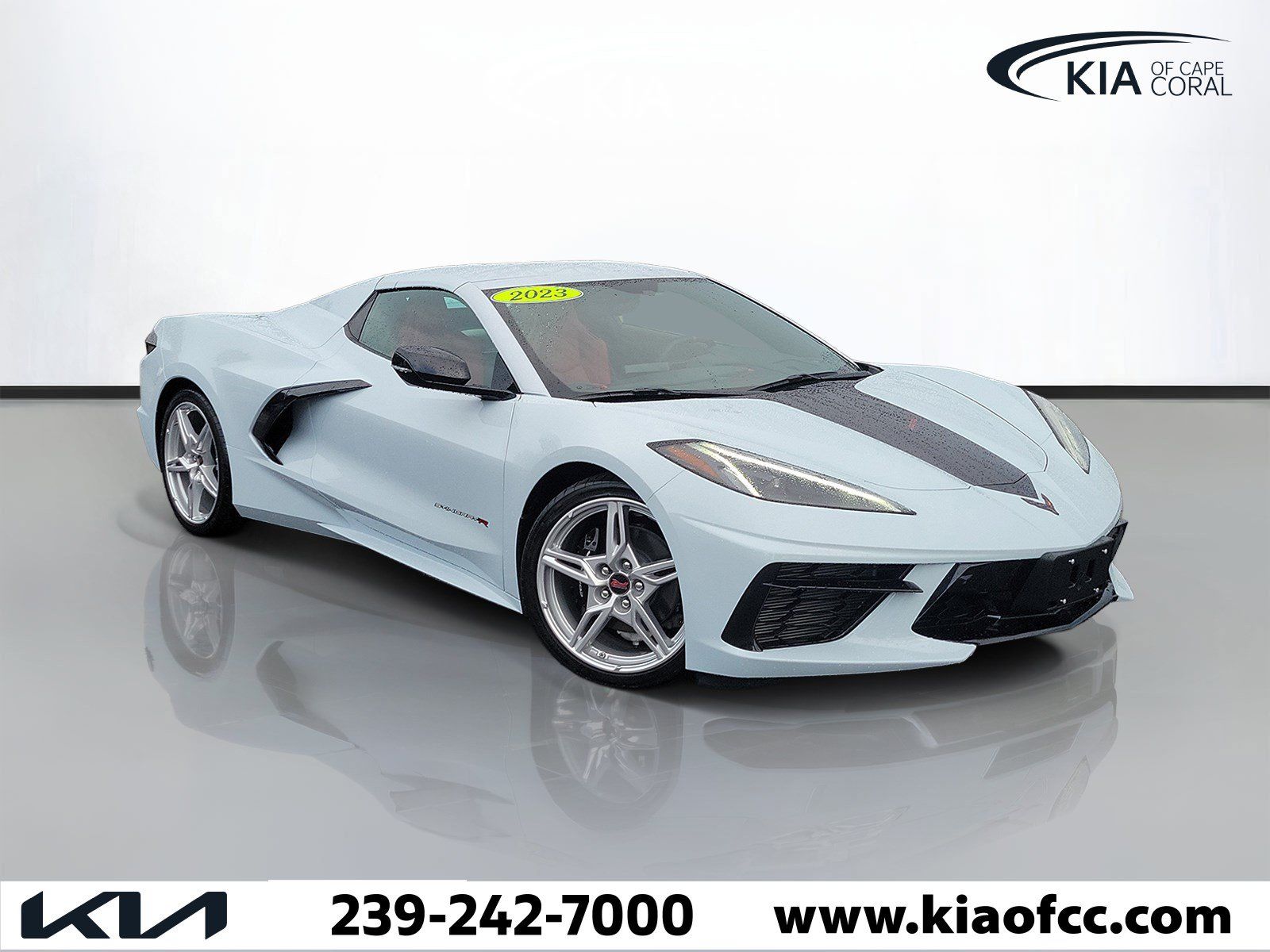 Used 2023 Chevrolet Corvette Stingray Preferred Conv RWD image 1