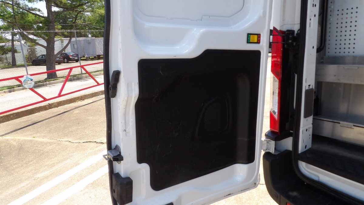 Used 2022 Ford Transit 250 Medium Roof AWD image 35