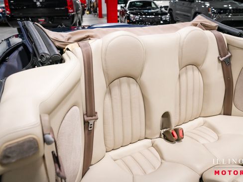 Used 2002 Jaguar XK8 Convertible RWD image 30