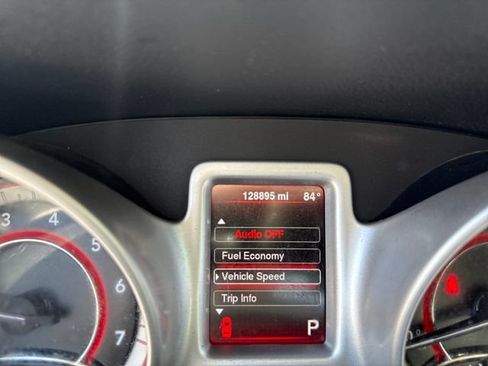 Used 2014 Dodge Journey SXT w/ Flexible Seating Group AWD/4WD image 21