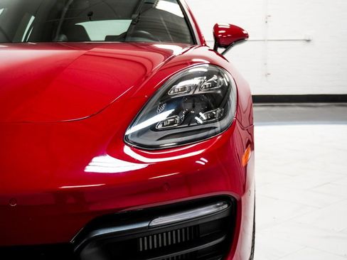 Used 2022 Porsche Panamera 4 Platinum Edition image 15