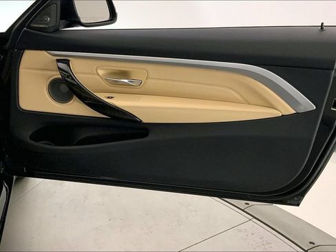 Used 2020 BMW 430i xDrive Convertible w/ Executive Package AWD/4WD image 25
