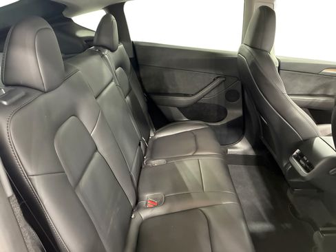 Certified 2023 Tesla Model Y Performance AWD/4WD image 11