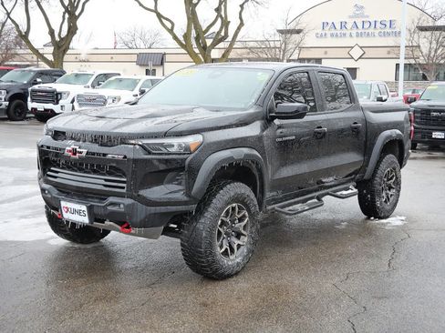 Used 2024 Chevrolet Colorado ZR2 image 4