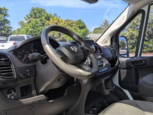 Used 2023 RAM ProMaster 2500 FWD image 22