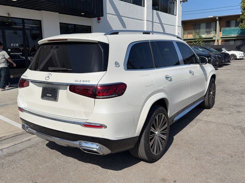 Used 2023 Mercedes-Benz Maybach GLS 600 4MATIC image 7
