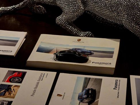 Used 2015 Porsche Panamera S w/ Premium Package image 98