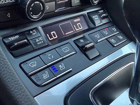 Used 2013 Porsche Boxster image 28