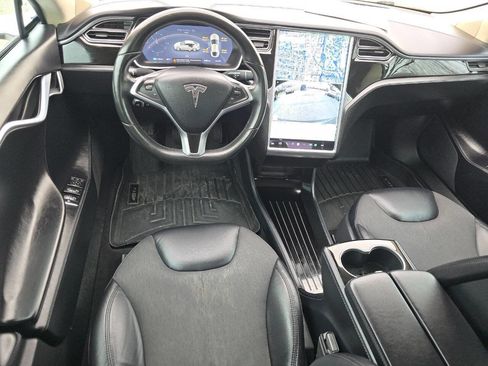 Used 2016 Tesla Model S 70 image 25