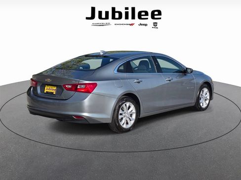 Used 2025 Chevrolet Malibu LT FWD image 5