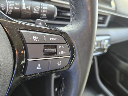 Used 2023 Honda Pilot Touring image 26