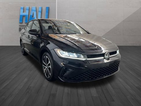 Certified 2025 Volkswagen Jetta Sport image 8